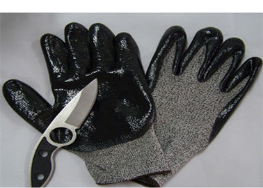 Anti Cut Level 3 Cut Resistant Gloves HPPE Shell Material Delicate Design