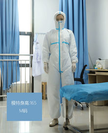 Dispoable waterproof dustproof Protective Clothing made of PP and PE Laminating 65g